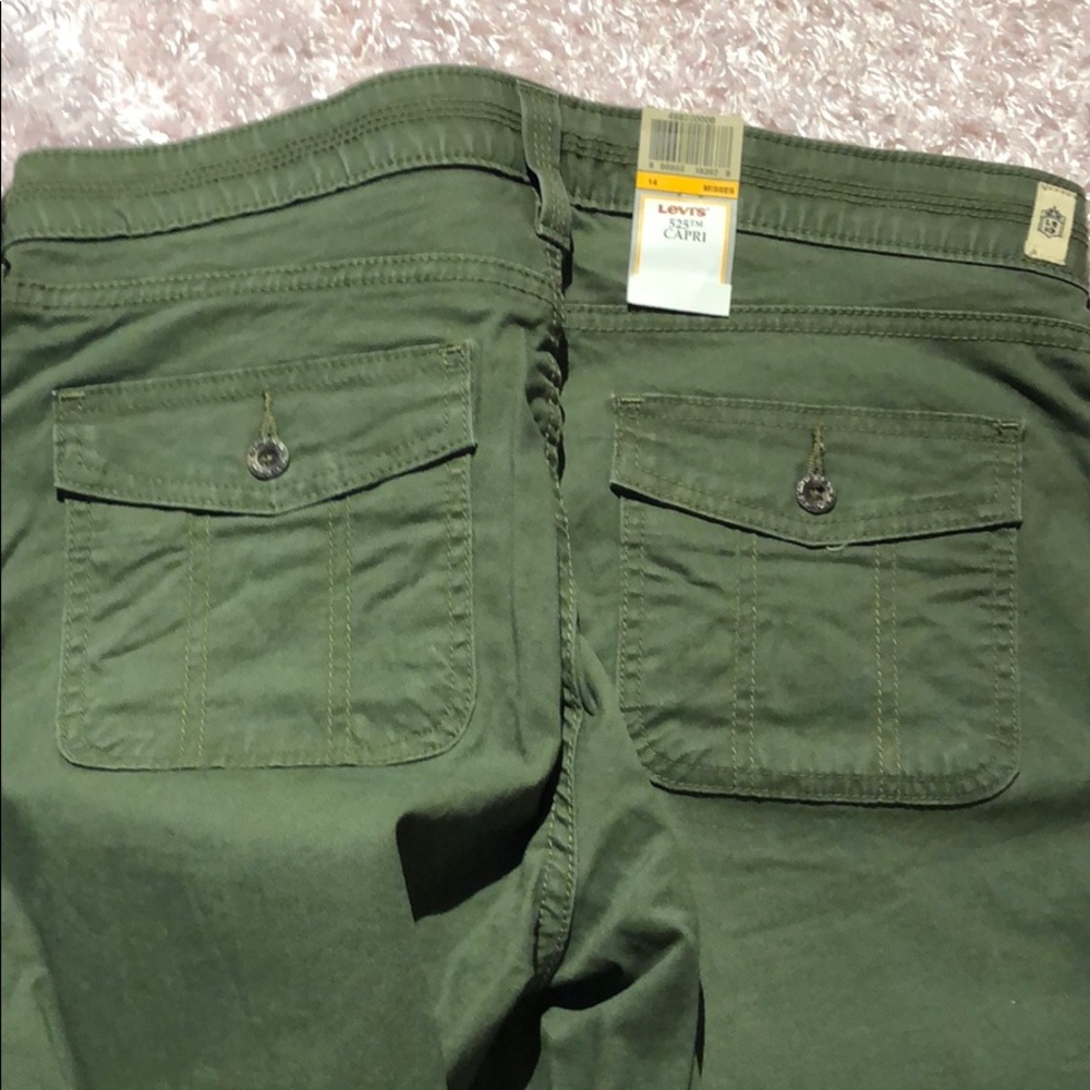 Capris - Picture 3 of 3